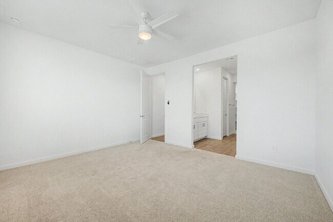 Building Photo - 17737 W Illini St