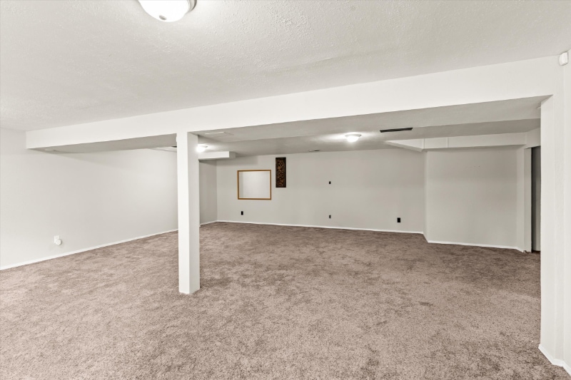 Building Photo - 10914 93rd Ave SW