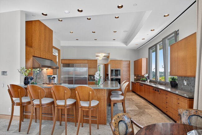 Building Photo - 17534 Los Morros