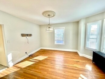 Building Photo - 40 Amherst St