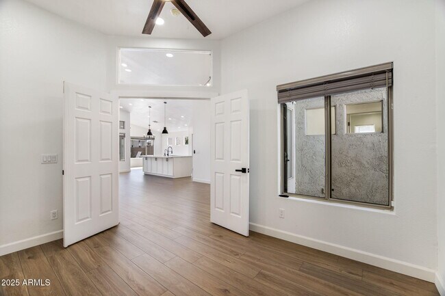 Building Photo - 16025 S 18th Dr