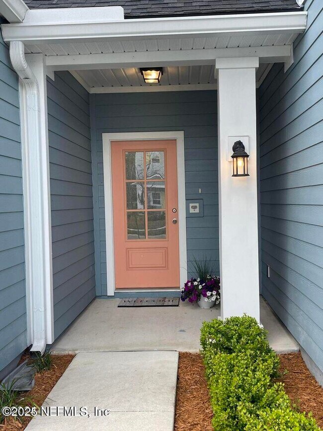 Building Photo - 12926 Ludo Rd