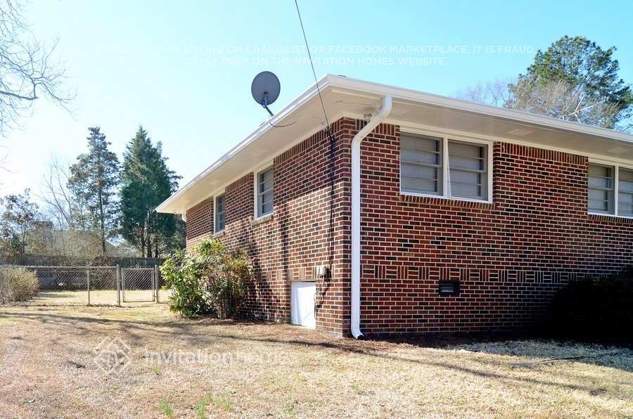 Building Photo - 405 Jefferson Ave