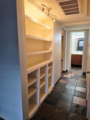 Building Photo - 4211 Newton Ave