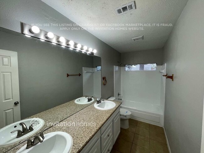 Building Photo - 7727 Spruce Haven Dr