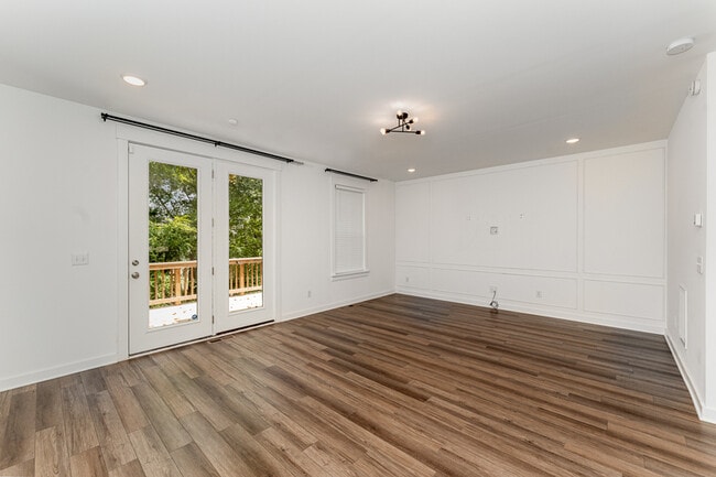 Building Photo - 1106 Kiernan Grove Ln