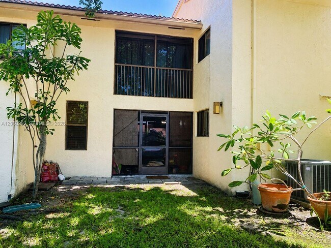 Building Photo - 9568 SW 1st Ct