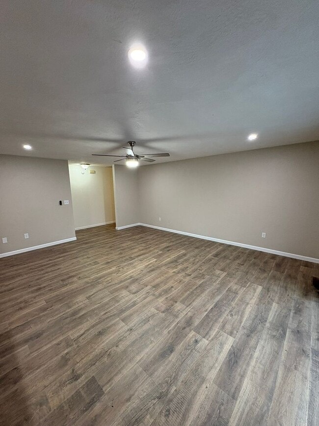 Building Photo - Beautifully Updated Single-Level Home with Fireplace & Garage