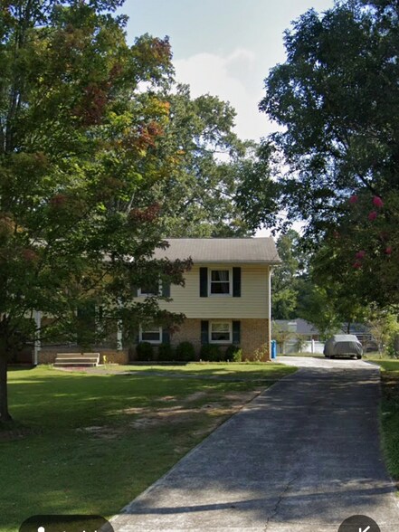 Building Photo - 266 Valley Rd NW