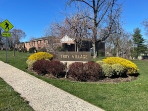 Building Photo - 7D Troy Dr