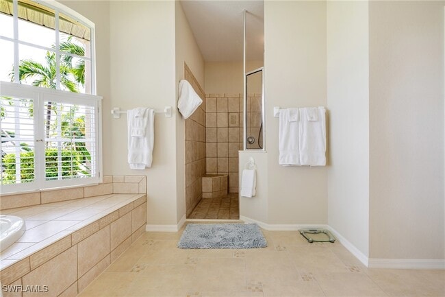 Building Photo - 2964 Surfside Blvd