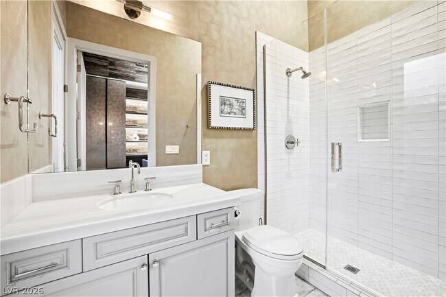 Building Photo - 9320 Tournament Canyon Dr