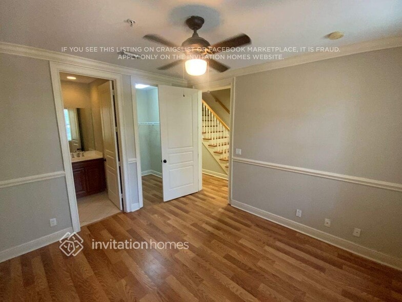Building Photo - 1018 E Heritage Club Cir