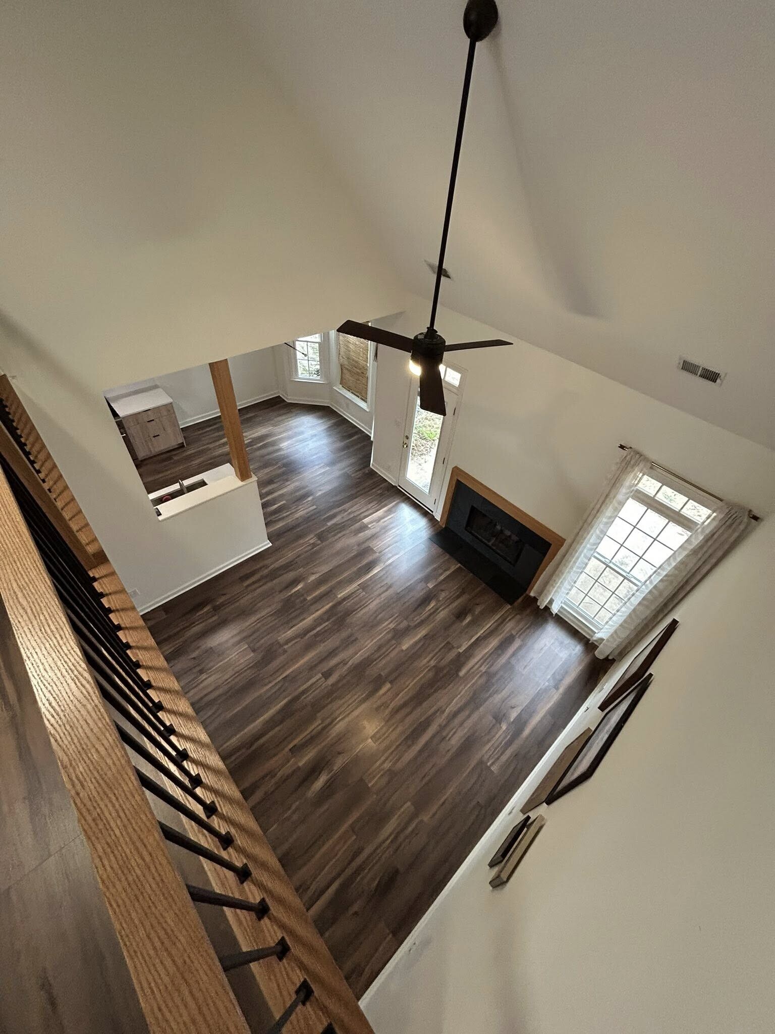 Open Floor plan - 515 Bally Claire Ln