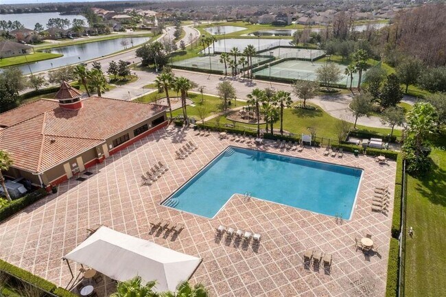 Building Photo - 3052 Youngford St