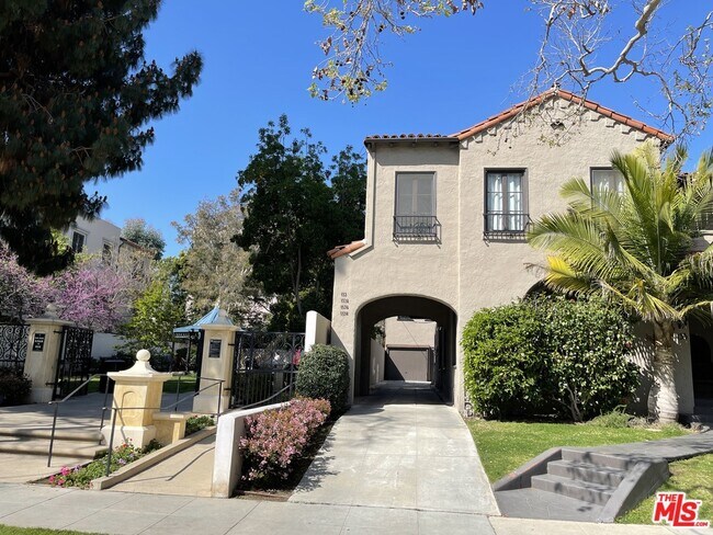 Primary Photo - 153 N Arnaz Dr