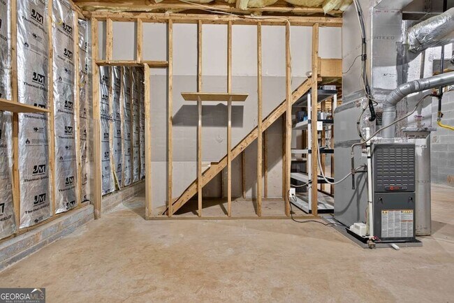 Building Photo - 72 Victorian Cir