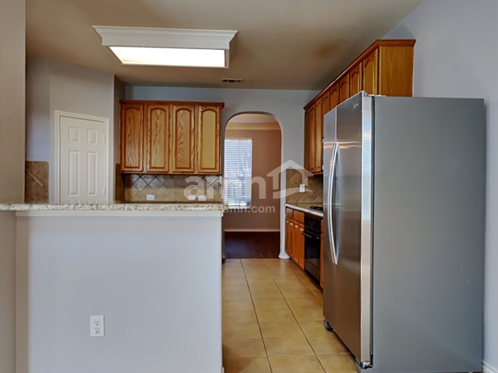 Building Photo - 2319 Merlin Dr