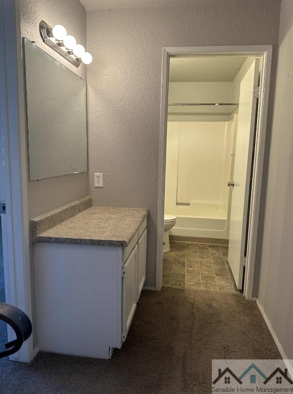 Building Photo - 523 4th Ave S