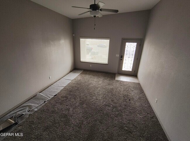 Building Photo - 4552 Josefina Santillana St
