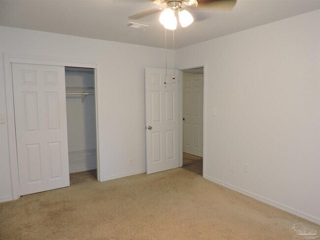 Building Photo - 1070 Sagebrush Trail