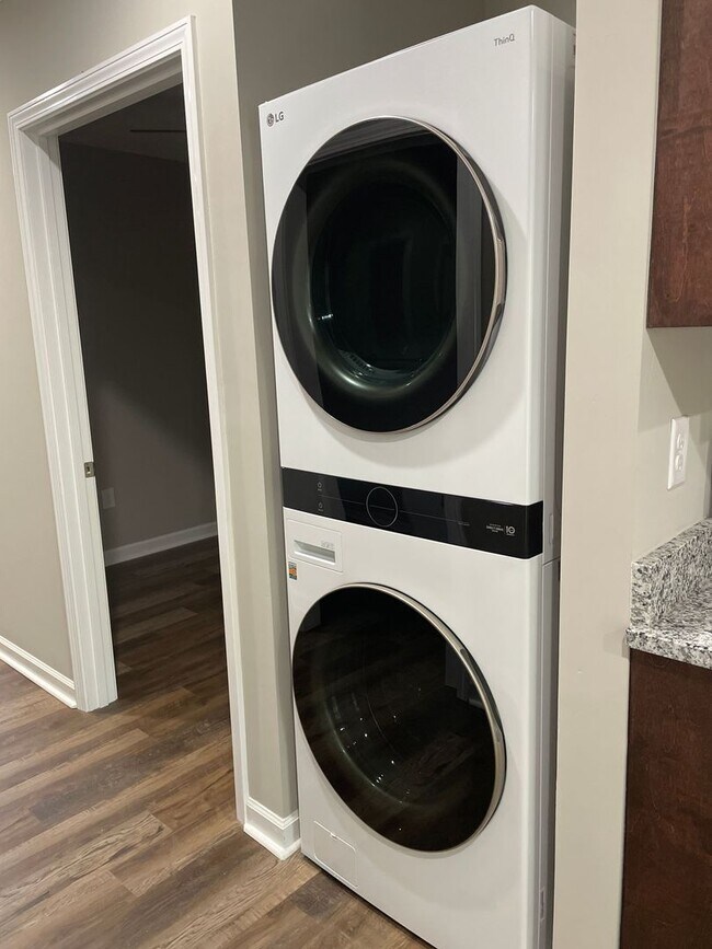 Building Photo - COMING SOON...Charming Townhome Minutes from Tim's Ford Lake!