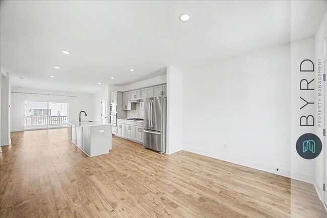 Building Photo - 15326 Oasis Sun Wy