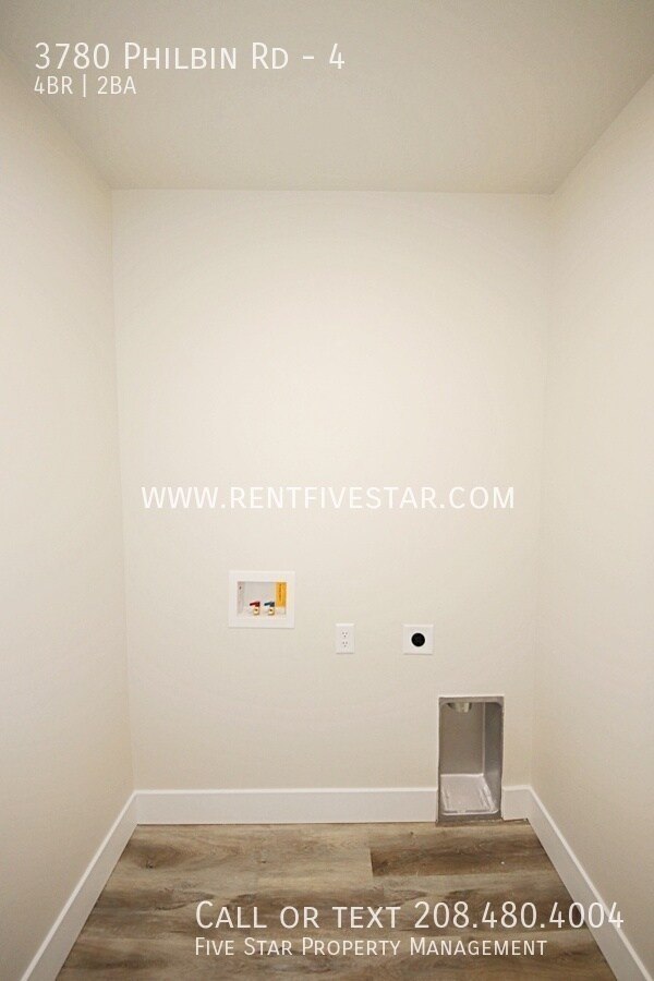 Building Photo - 3780 N Philbin Rd