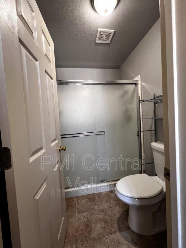 Building Photo - 3492 Gerald Ct