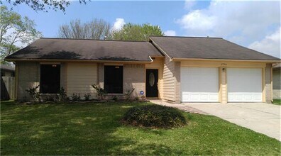 Building Photo - 2704 Orion Dr