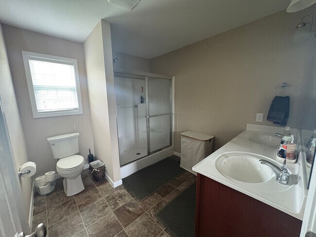 Building Photo - Charming & Convenient in Hardin Valley!