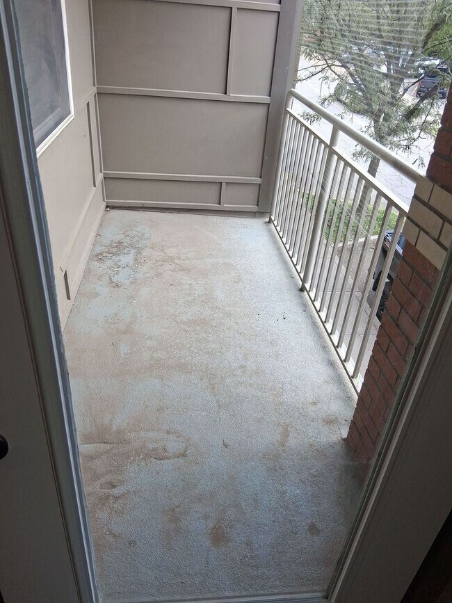 Building Photo - NEW LISTING at LAKE PLAZA! Available for FALL 2026; rent includes use of one parking space