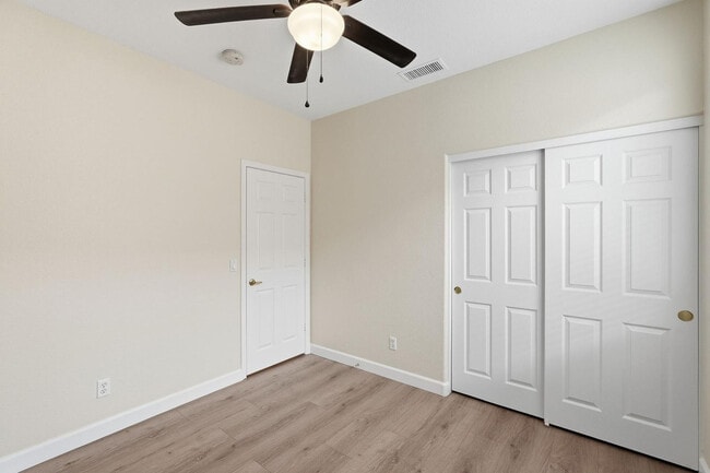 Building Photo - 6844 W Harrison St