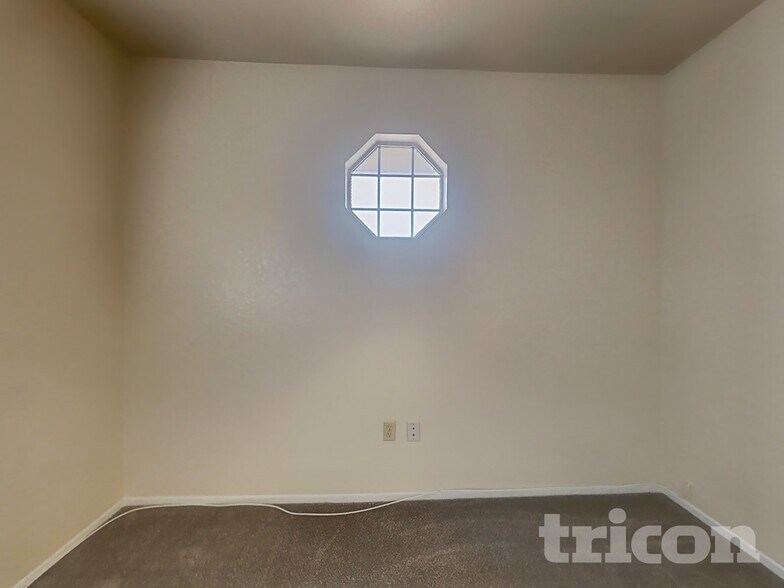 Building Photo - 116 Brighton Dr