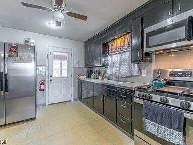 Building Photo - 520 Garfield St