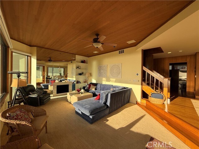 Building Photo - 72 Surfside Ave.