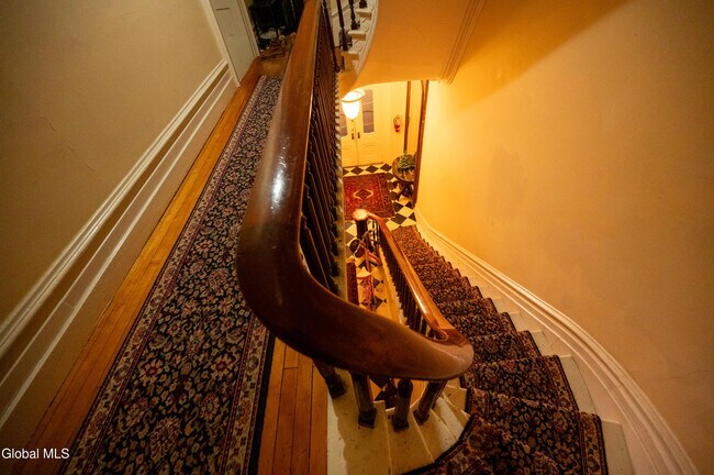 Building Photo - 21 Front St