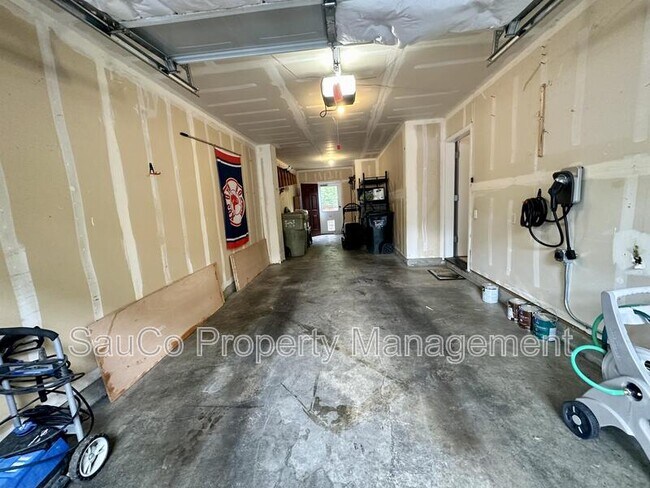 Building Photo - 20680 NW Sedona Ln