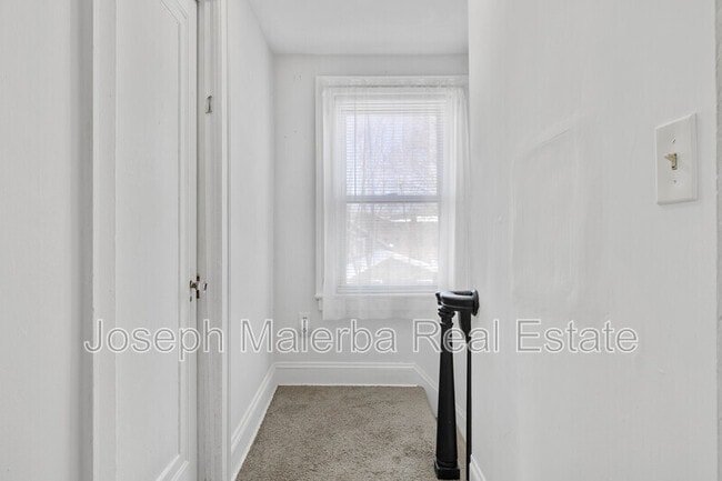 Building Photo - 44 Providence St