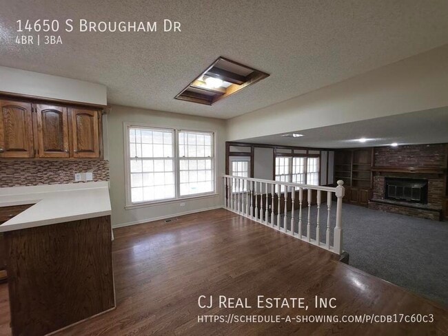 Building Photo - 14650 S Brougham Dr