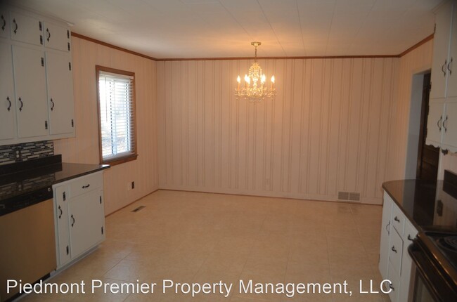 Building Photo - 3 br, 3 bath House - 4757 Kester Mill Road