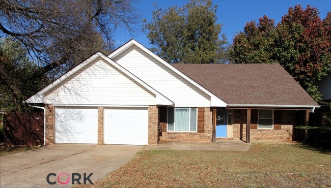 Primary Photo - 609 Belle Air Ave