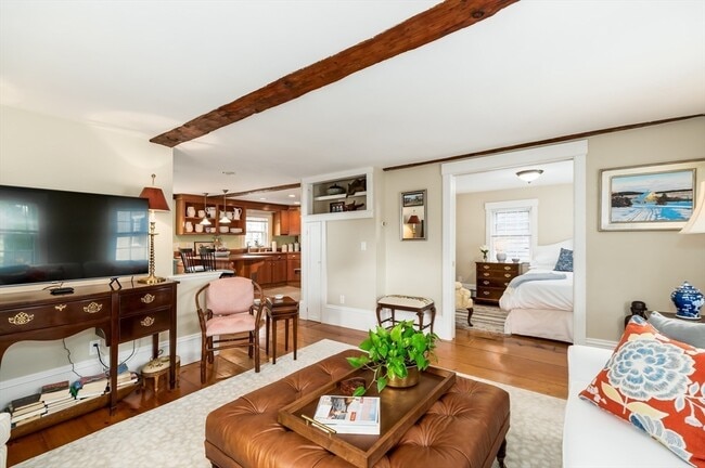 Building Photo - 6 Morse Ct