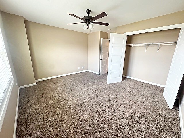 Building Photo - 2503 Rollow Ln