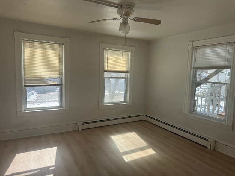 Building Photo - 75 North St