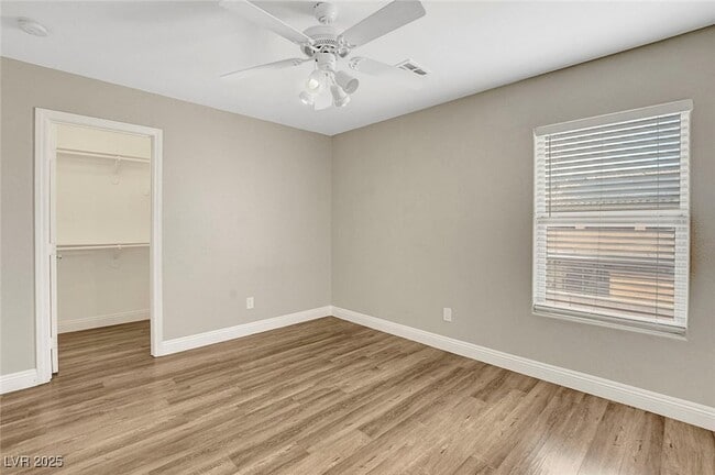 Building Photo - 9676 Grouse Grove Ave