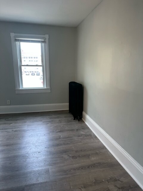 Building Photo - 353 Gregory St