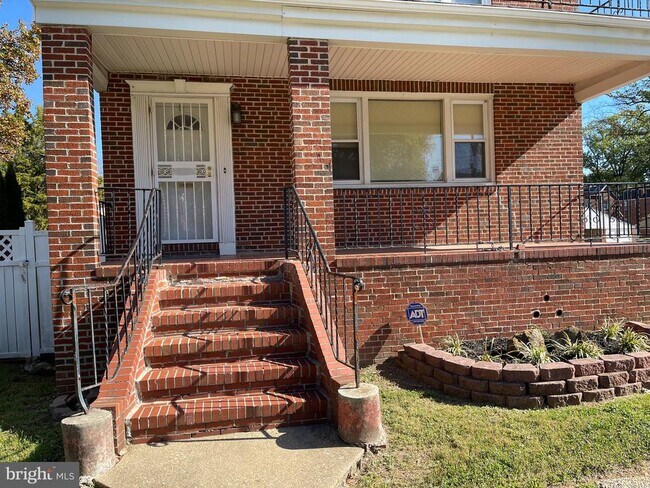 Building Photo - 5807 Gist Ave