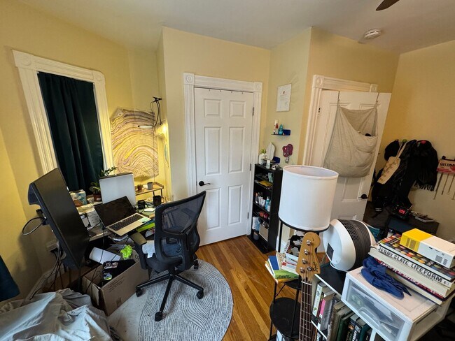 Building Photo - 42-44 Gorham