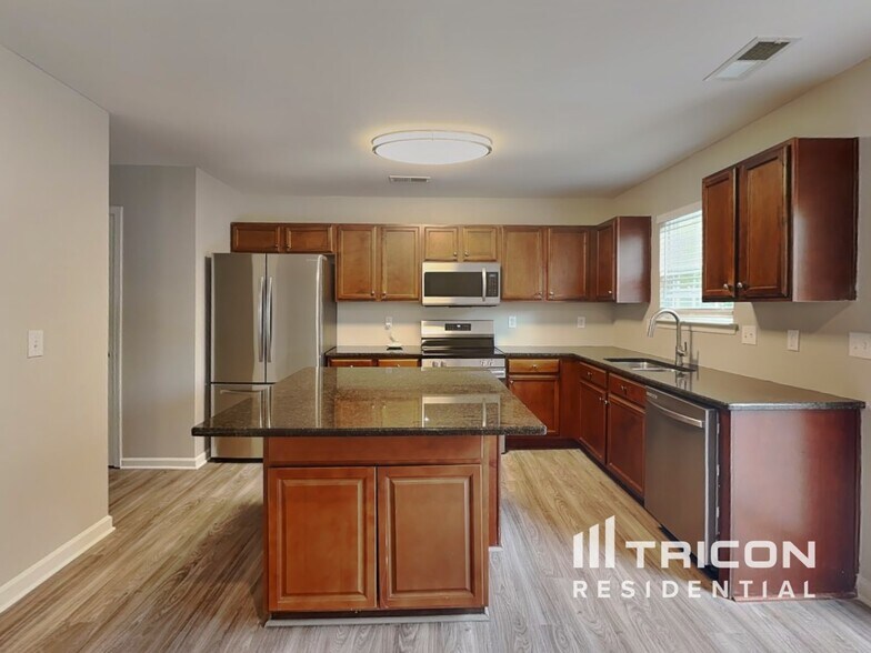 Building Photo - 3879 Williamston Park Ct